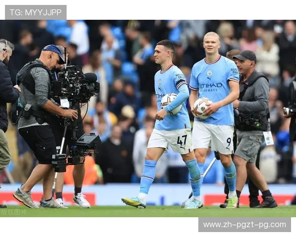 英超球员眼神交流在场上配合中的战术意义